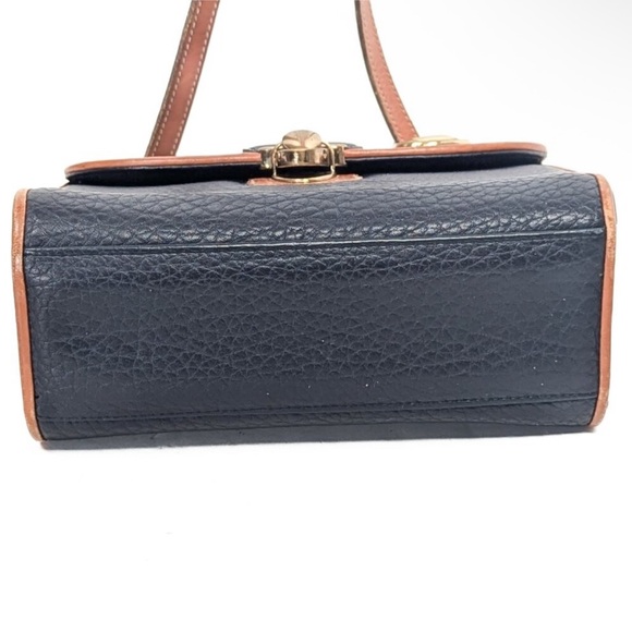 DOONEY & BOURKE USA All Navy Leather Mini crossbody Bag in gold tone hardware - Picture 5 of 9